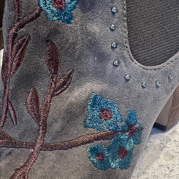 Crown Vintage Crown Vintage Dark Grey Gray Ankle Boots & Booties Size 9 - Picture 7 of 7